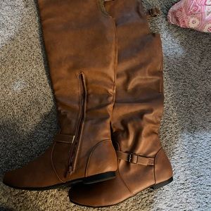 Journee Collection: Loft Over The Knee Boot